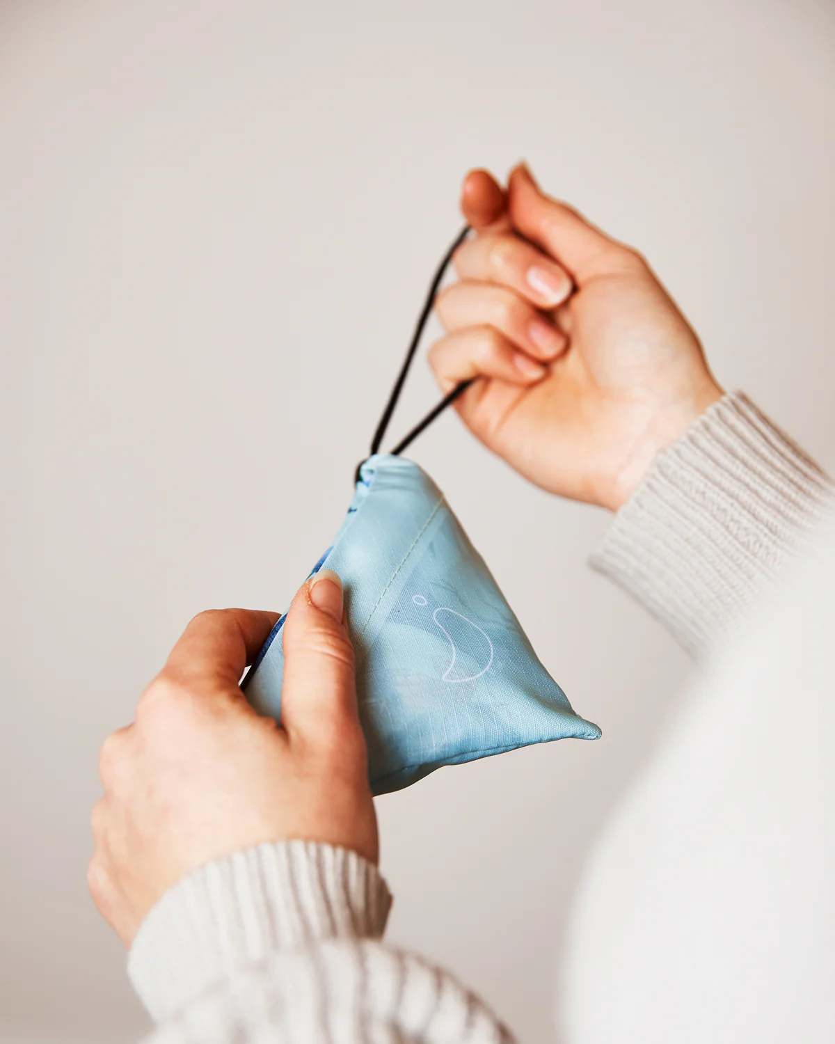 Gradient Pastel Bag - Image 4